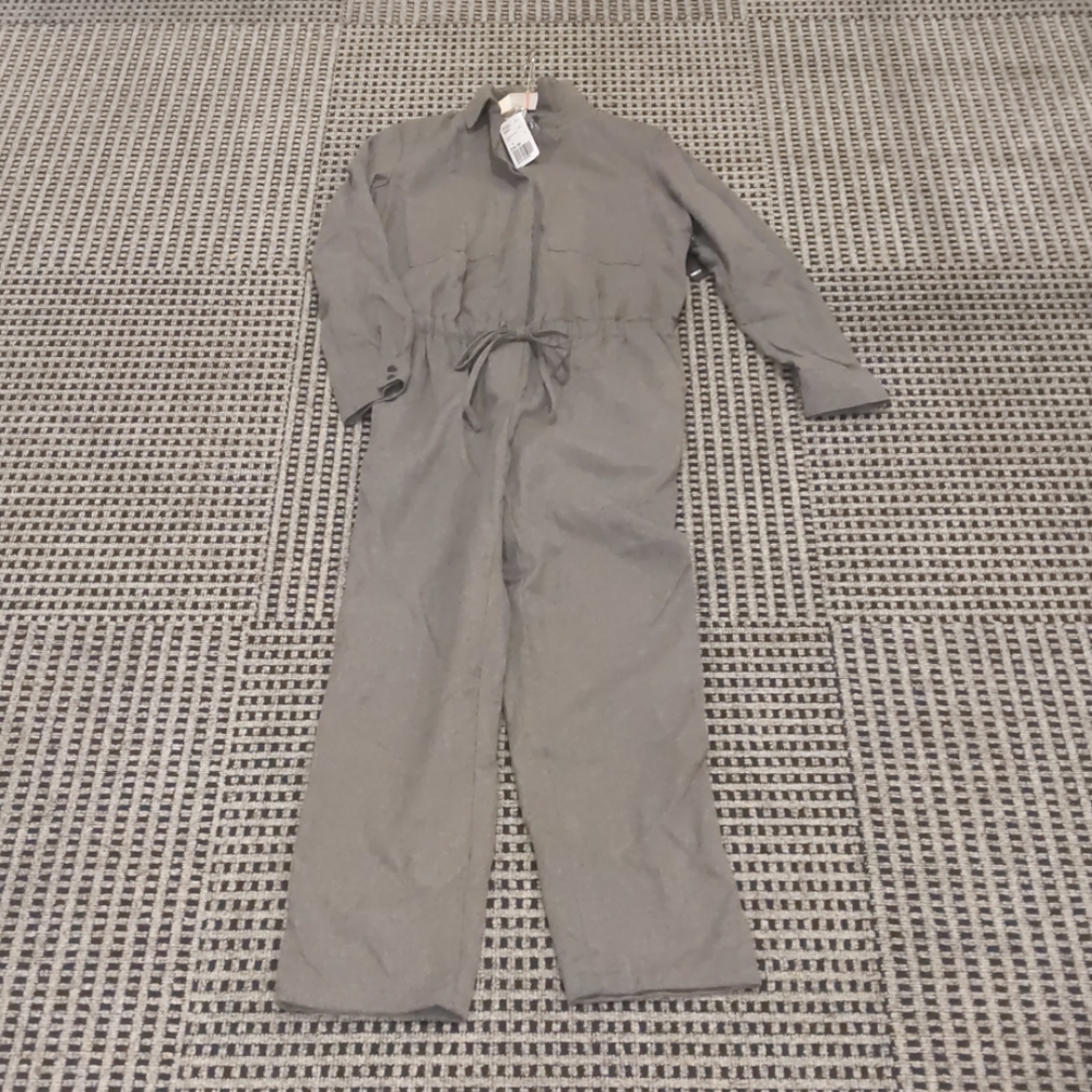 Forever 21 jumpsuit . Size s